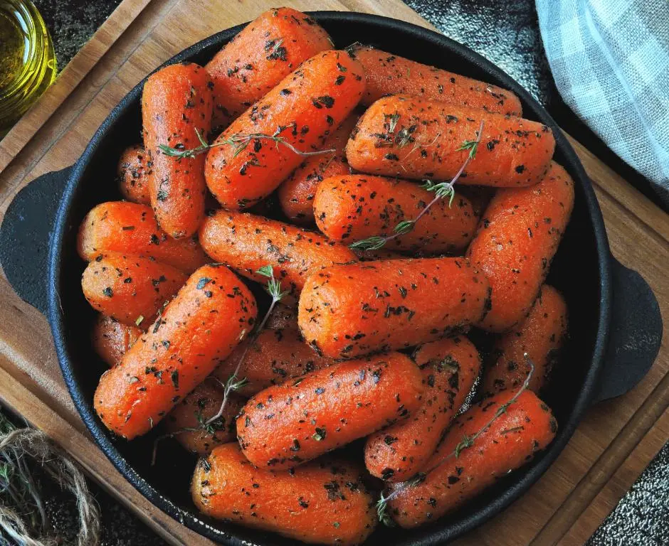 buttered baby carrots with dill