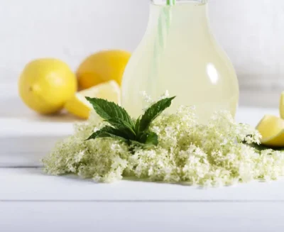 homemade elderflower cordial