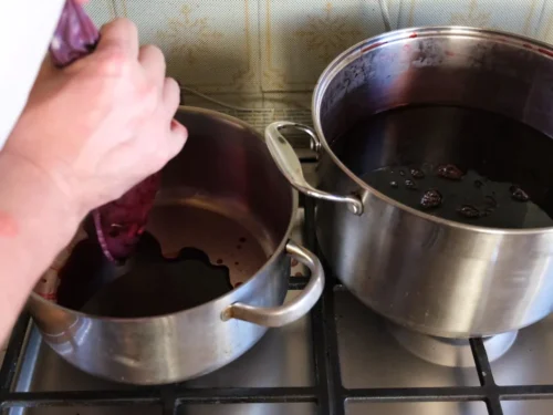 Homemade Chokecherry (Aronia) Syrup making - step 4