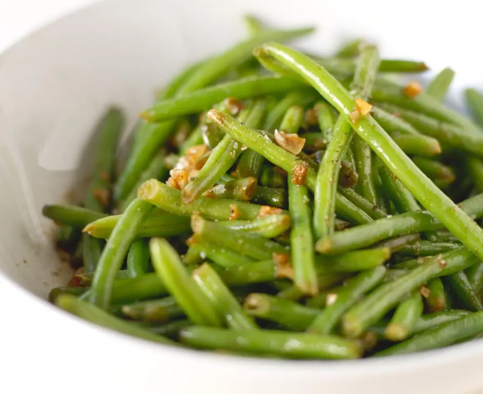 Sauteed Green Beans with Garlic