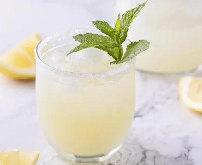 Tropical Pineapple Smash