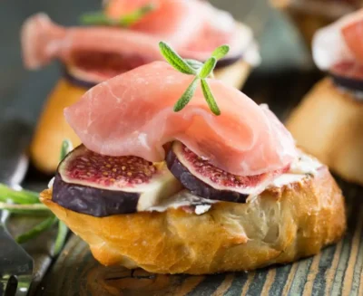 Bruschetta with Fig and Prosciutto