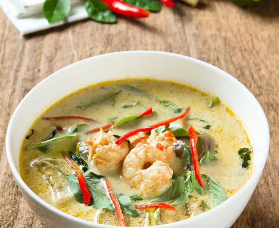 Low-FODMAP Thai Lemongrass Soup with Shrimp