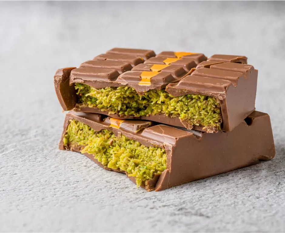 Homemade Dubai Chocolate with Pistachio Cream